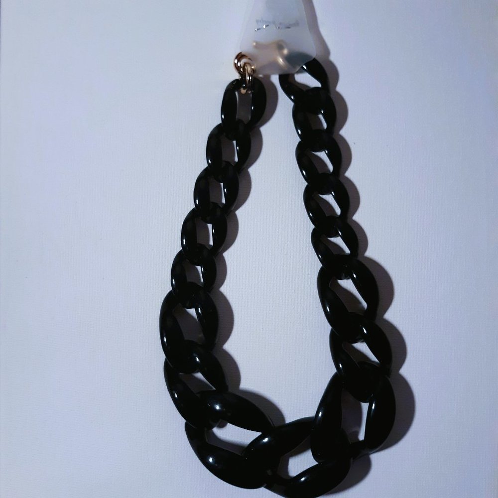 Black Bijoux Acrylic Chain Necklace